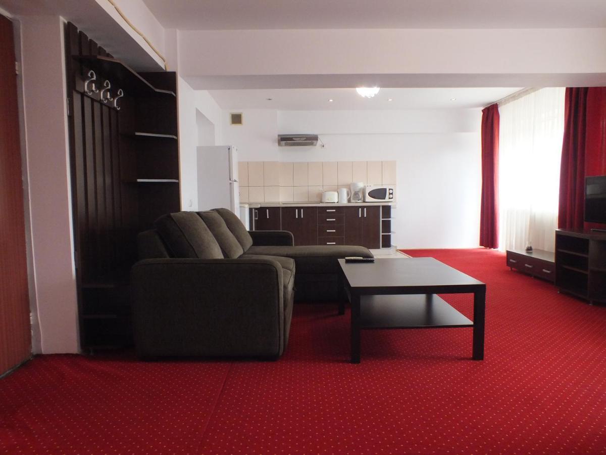 Alba Iulia Square - Apartments And Studios Бухарест Екстер'єр фото